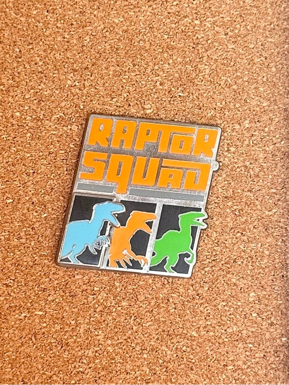 🦖Jurassic World Raptor Pin